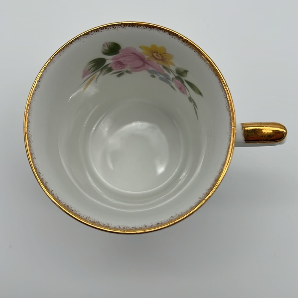 Regal Heritage Bone China Tea Mug with Gold Trim and Floral Pattern - Picture 6 of 10